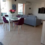 La Houblonniere Standing Et Confort A Apartament *