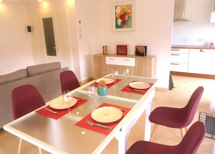 Apartamento La Houblonniere Standing Et Confort A *